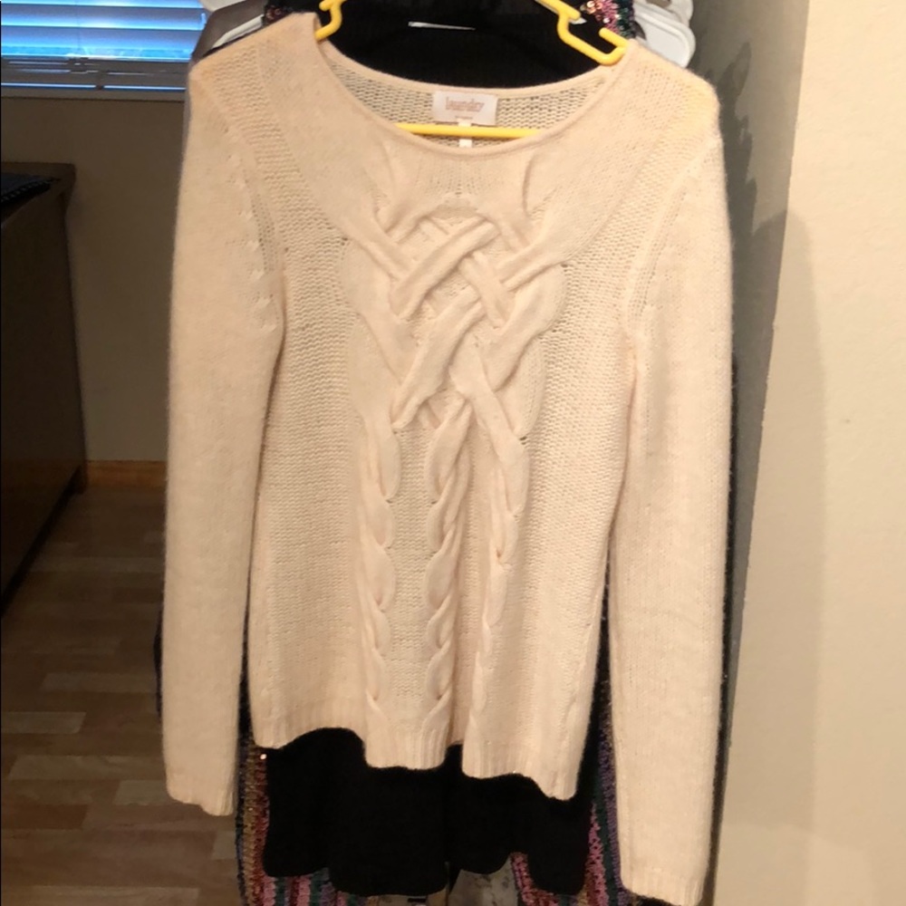 Cream 100% cashmere sweater